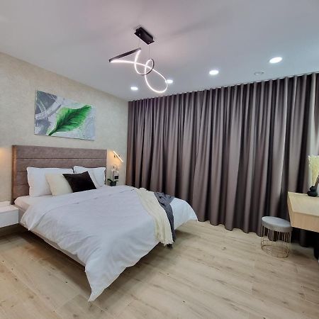 Casa Chiper - Apartament Parter Braşov Extérieur photo