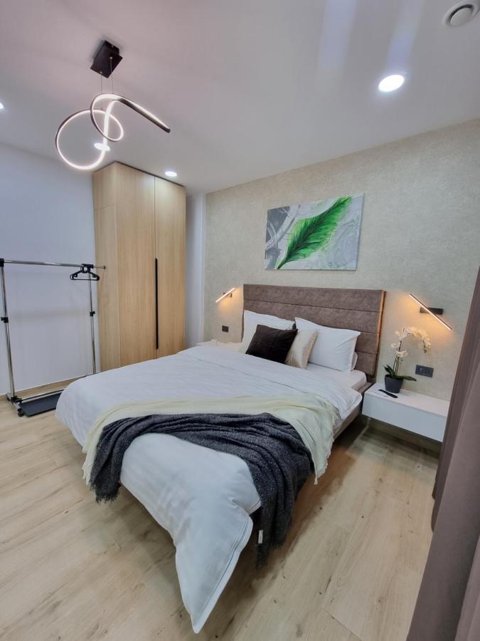 Casa Chiper - Apartament Parter Braşov Extérieur photo