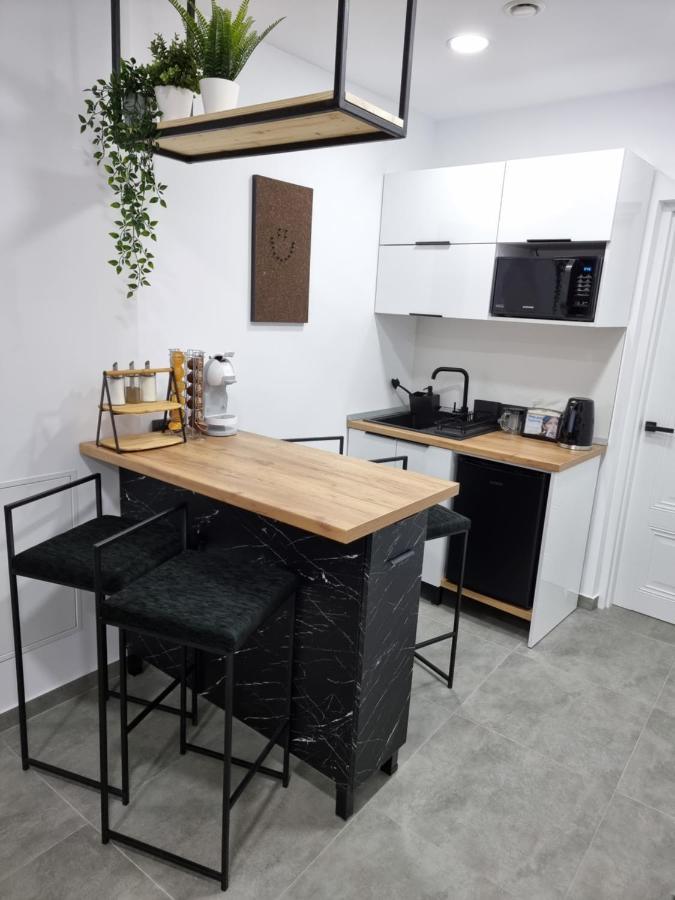 Casa Chiper - Apartament Parter Braşov Extérieur photo