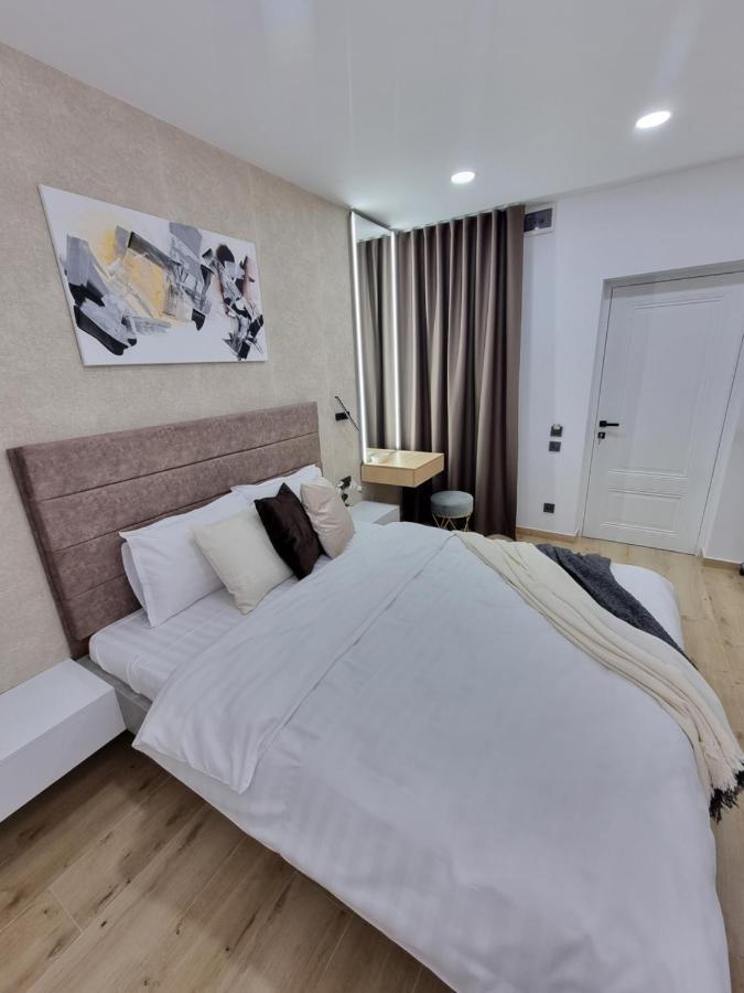 Casa Chiper - Apartament Parter Braşov Extérieur photo
