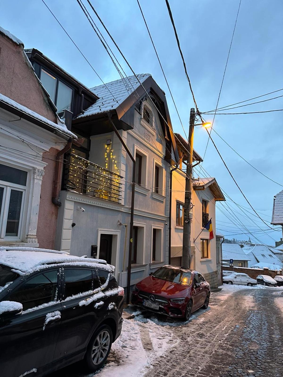 Casa Chiper - Apartament Parter Braşov Extérieur photo